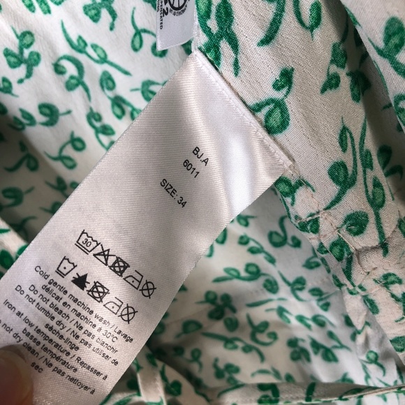 NWT Ganni Floral Wrap Blouse - Picture 4 of 6